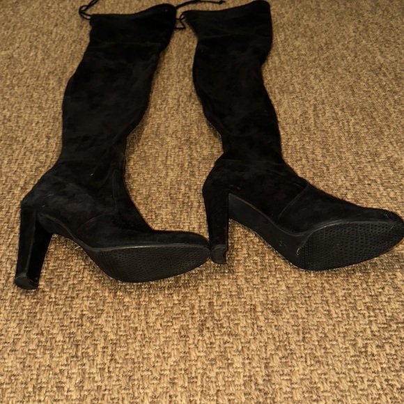 Stewart Weitzman Highland boot.NEW W/O box 4 photo shoot but never worn outside - Picture 4 of 9